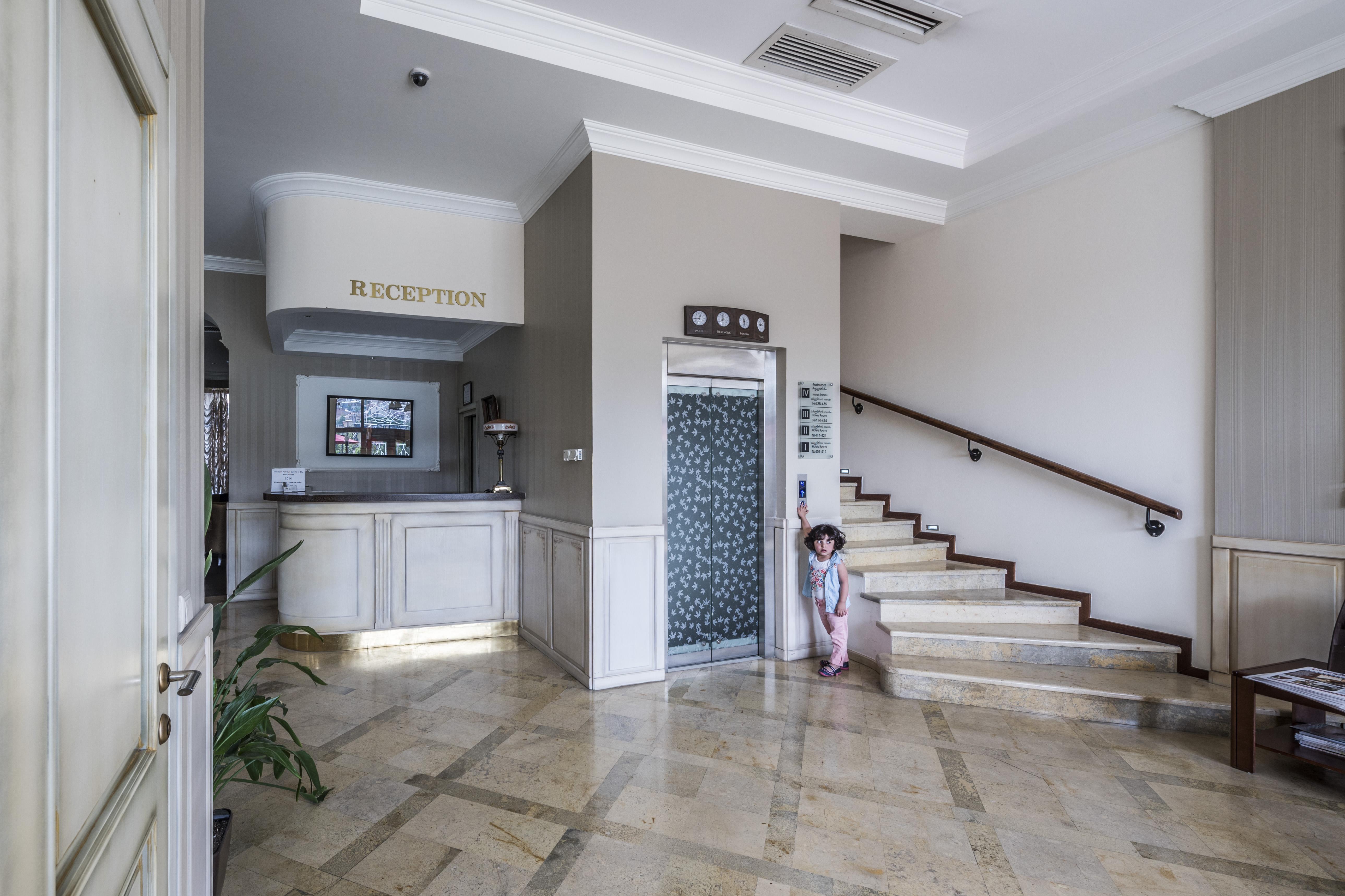 Hotel Rikhe Monika Tbilisi Luaran gambar