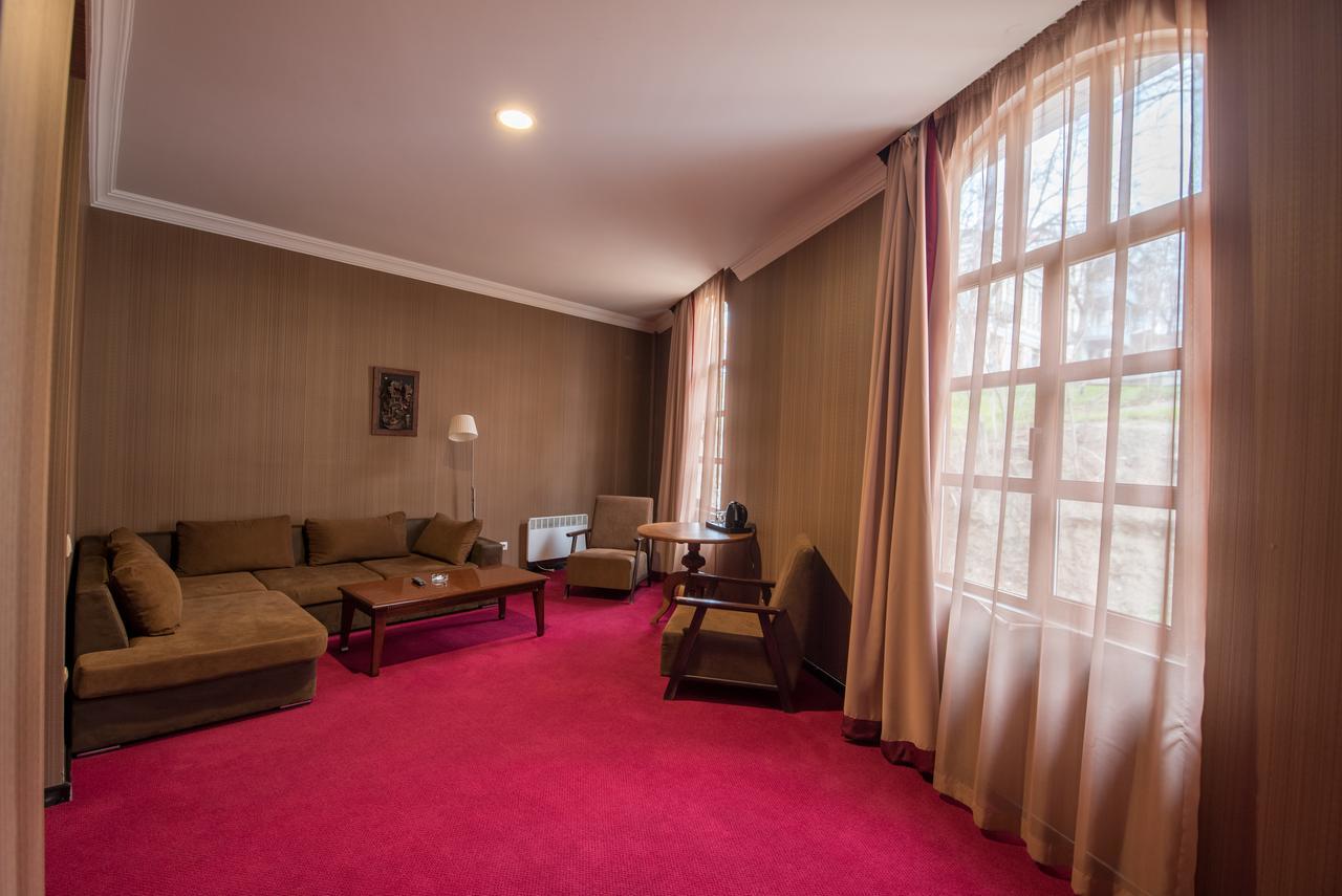 Hotel Rikhe Monika Tbilisi Luaran gambar